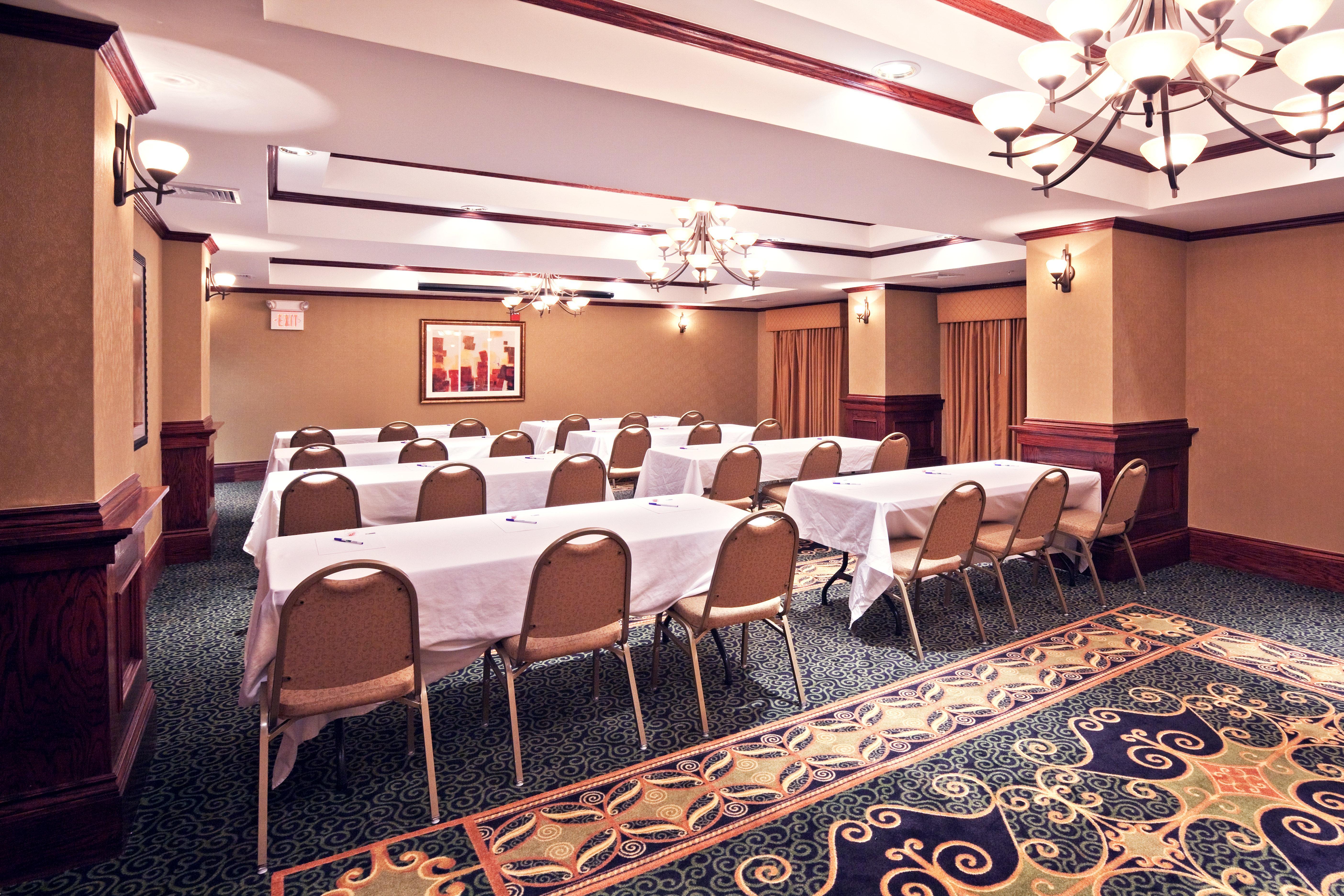 Holiday Inn Express Hotel & Suites Shawnee I-40 By Ihg Luaran gambar